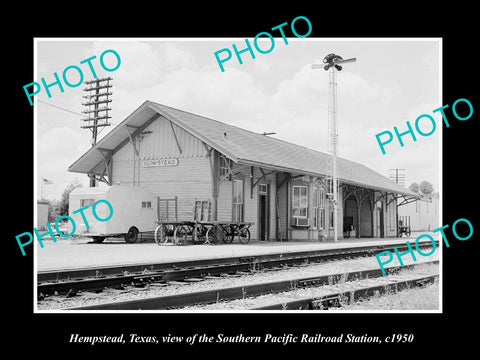 OLD LARGE HISTORIC PHOTO OF HEMPSTEAD TEXAS, THE S/P RAILROAD DEPOT STATION 1950