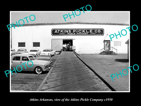 OLD LARGE HISTORIC PHOTO OF ATKINS ARKANSAS, THE ATKINS PICKLE Co PACKERS c1950