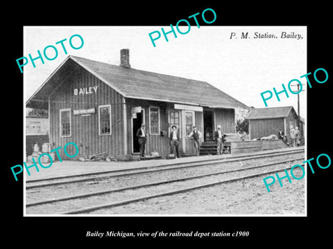 OLD LARGE HISTORIC PHOTO OF BAILEY MICHIGAN, THE RAILROAD DEPOT STATION c1900