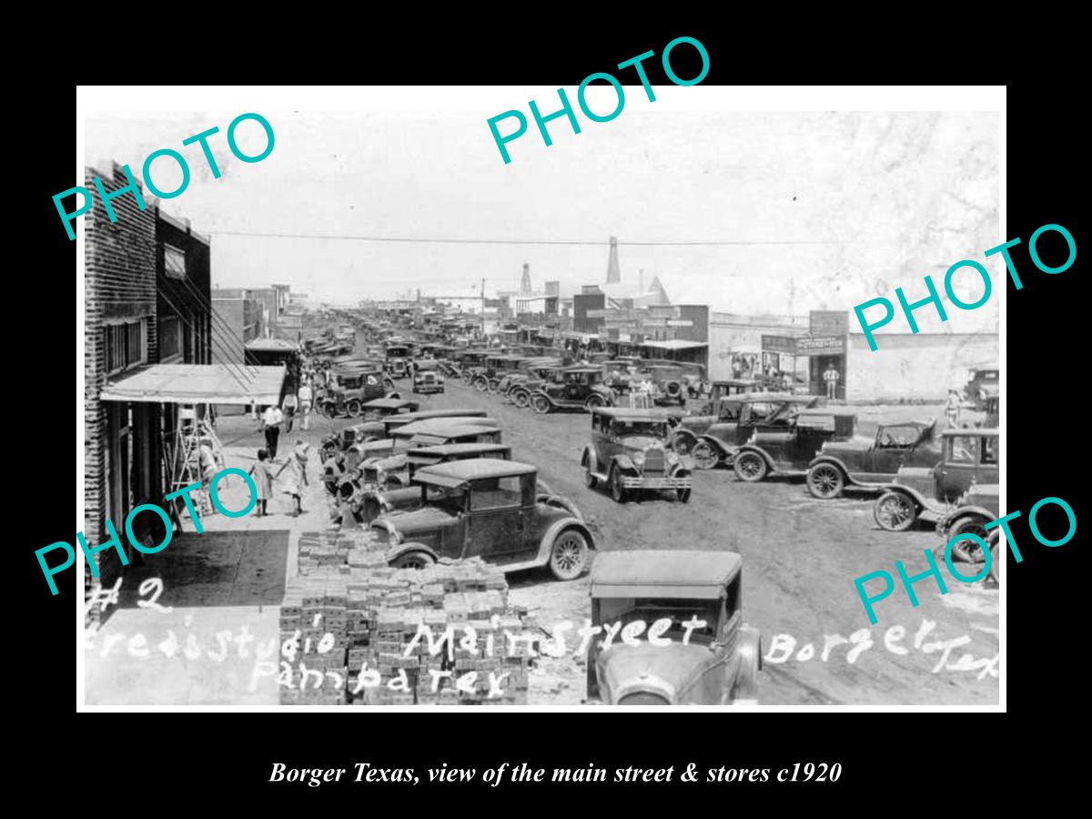 OLD LARGE HISTORIC PHOTO OF BORGER TEXAS, THE BUSY MAIN STREET & STORES c1920