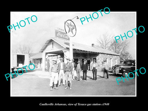 OLD LARGE HISTORIC PHOTO OF CAULKSVILLE ARKANSAS, THE TEXACO GAS STATION c1940