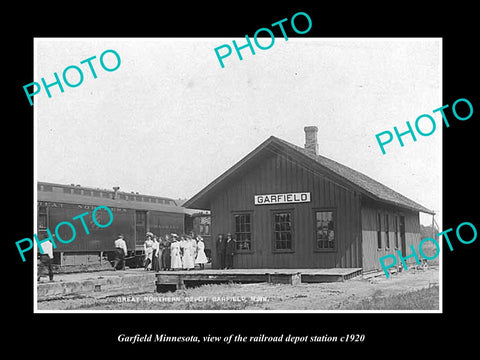 OLD LARGE HISTORIC PHOTO OF GARFIELD MINNESOTA, THE RAILROAD DEPOT STATION c1920