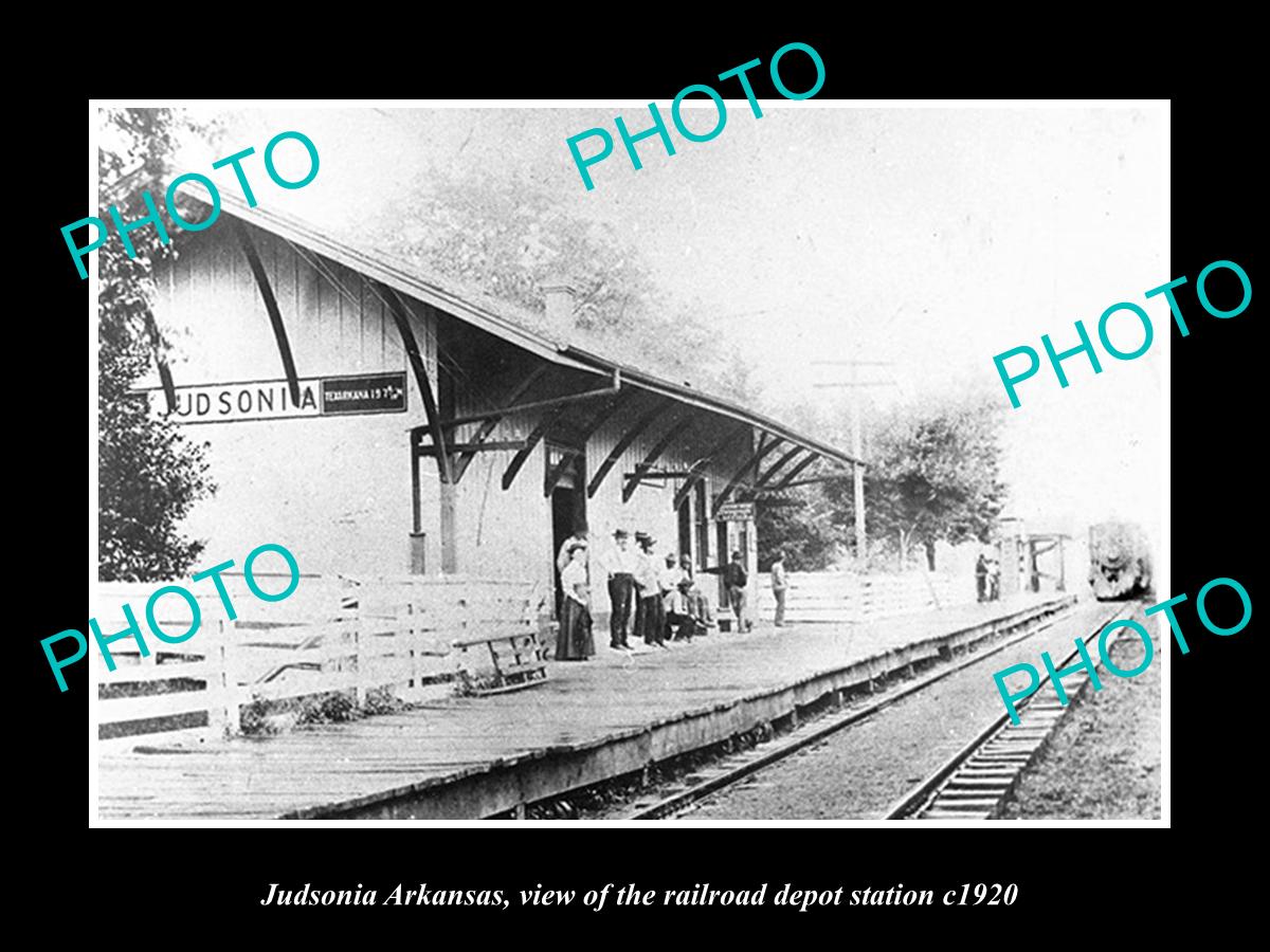 OLD LARGE HISTORIC PHOTO OF JUDSONIA ARKANSAS, THE RAILROAD DEPOT STATION c1920