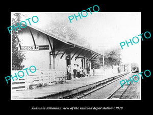 OLD LARGE HISTORIC PHOTO OF JUDSONIA ARKANSAS, THE RAILROAD DEPOT STATION c1920