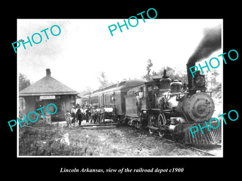 OLD LARGE HISTORIC PHOTO OF LINCOLN ARKANSAS, THE RAILROAD DEPOT STATION c1900