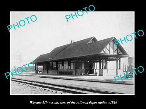 OLD LARGE HISTORIC PHOTO OF WAYZATA MINNESOTA, THE RAILROAD DEPOT STATION c1920