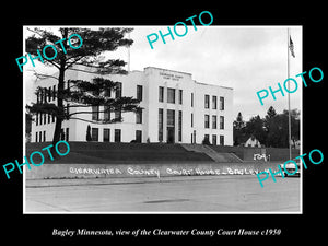 OLD LARGE HISTORIC PHOTO OF BAGLEY MINNESOTA, THE COUNTY COURT HOUSE c1950