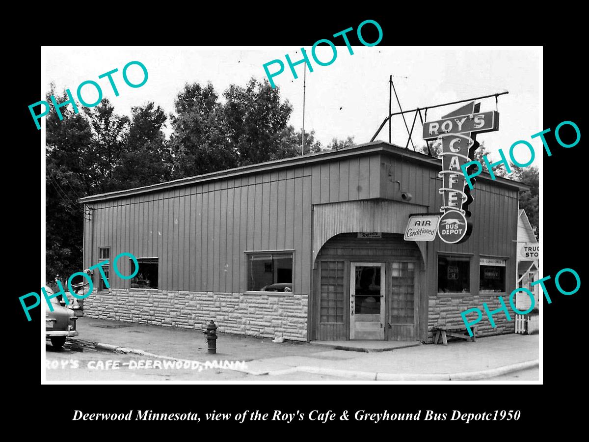 OLD LARGE HISTORIC PHOTO OF DEERWOOD MINNESOTA, CAFE & GREYHOUND BUS DEPOT 1950