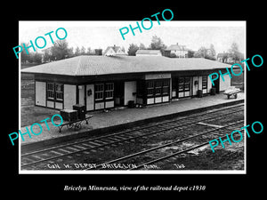 OLD LARGE HISTORIC PHOTO OF BRICELYN MINNESOTA, THE RAILROAD DEPOT STATION c1930