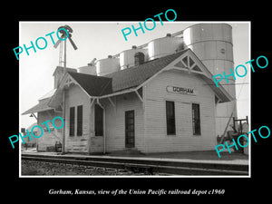 OLD LARGE HISTORIC PHOTO OF GORHAM KANSAS, THE RAILROAD DEPOT STATION c1960