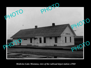 OLD LARGE HISTORIC PHOTO OF MEDICINE LAKE MONTANA, THE RAILROAD STATION c1960