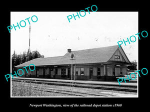 OLD LARGE HISTORIC PHOTO OF NEWPORT WASHINGTON, THE RAILROAD STATION c1960