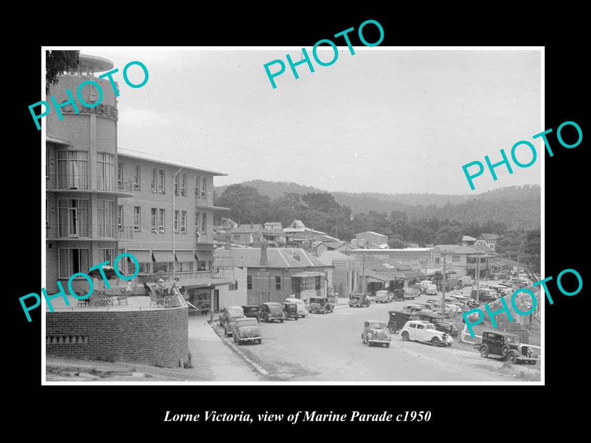 OLD LARGE HISTORIC PHOTO OF LORNE VICTORIA, VIEW OF MARINE Pde & STORES c1950