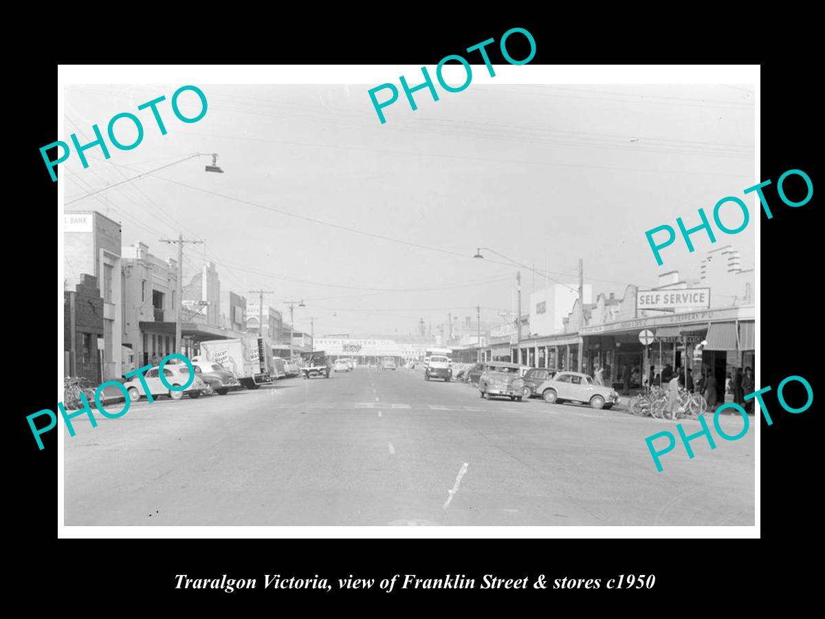 OLD LARGE HISTORIC PHOTO OF TRARALGON VICTORIA, VIEW OF FRANKLIN & STORES c1950