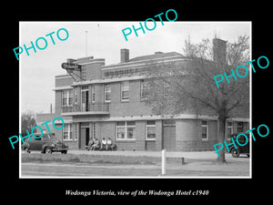 OLD LARGE HISTORIC PHOTO OF WODONGA VICTORIA, VIEW OF THE WODONGA HOTEL c1940