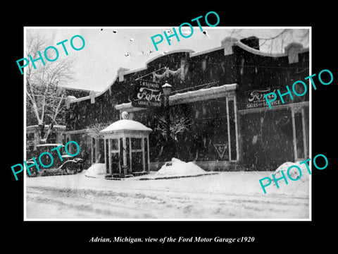 OLD LARGE HISTORIC PHOTO OF ADRIAN MICHIGAN, VIEW OF THE FORD MOTOR GARAGE c1920