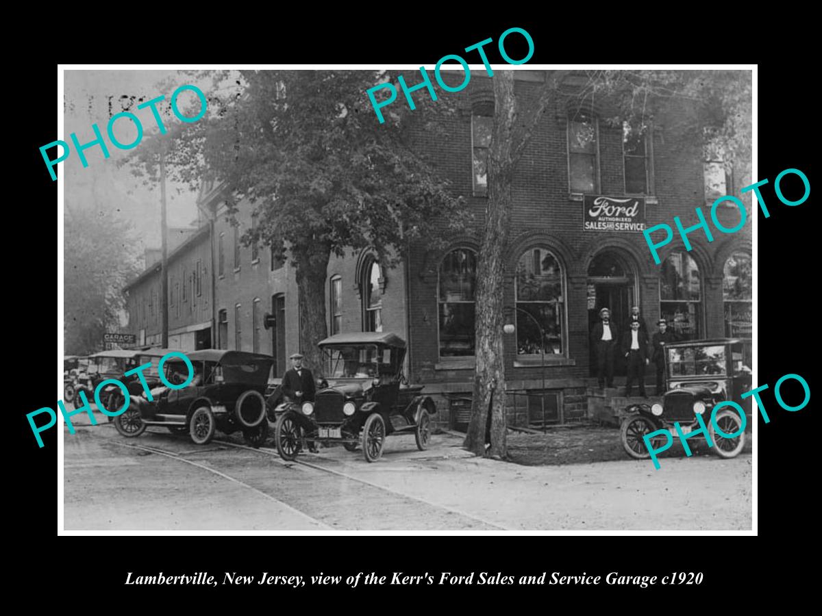 OLD LARGE HISTORIC PHOTO OF LAMBERTVILLE NEW JERSEY, THE FORD MOTOR DEALER c1920