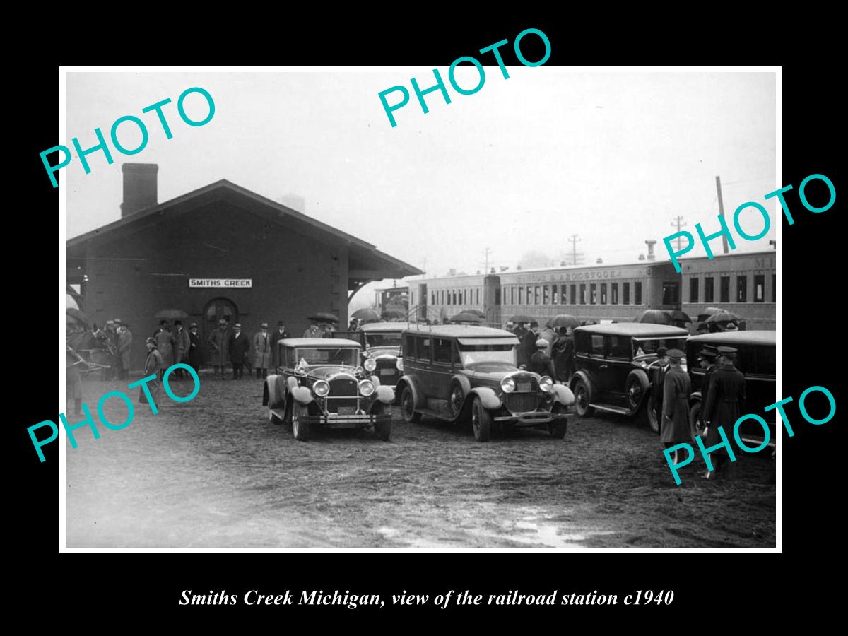 OLD LARGE HISTORIC PHOTO OF SMITHS CREEK MICHIGAN, THE RAILROAD STATION c1940