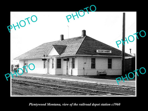 OLD LARGE HISTORIC PHOTO OF PLENTYWOOD MONTANA, THE RAILROAD DEPOT STATION c1960