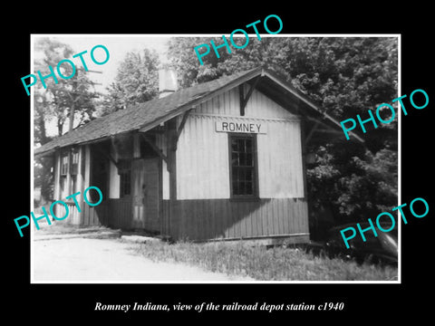 OLD LARGE HISTORIC PHOTO OF ROMNEY INDIANA, THE RAILROAD DEPOT STATION c1940