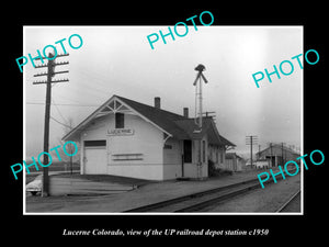 OLD LARGE HISTORIC PHOTO OF LUCERNE COLORADO, THE RAILROAD DEPOT STATION c1950