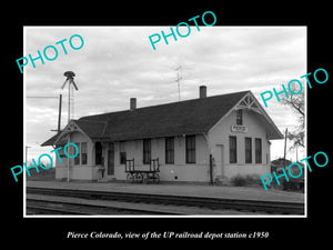 OLD LARGE HISTORIC PHOTO OF PIERCE COLORADO, THE RAILROAD DEPOT STATION c1950