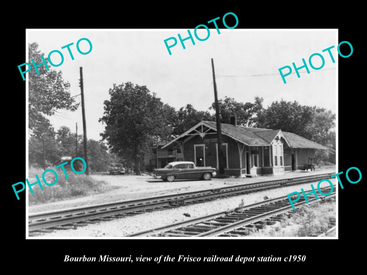 OLD LARGE HISTORIC PHOTO OF BOURBON MISSOURI, THE FRISCO RAILROAD DEPOT c1950