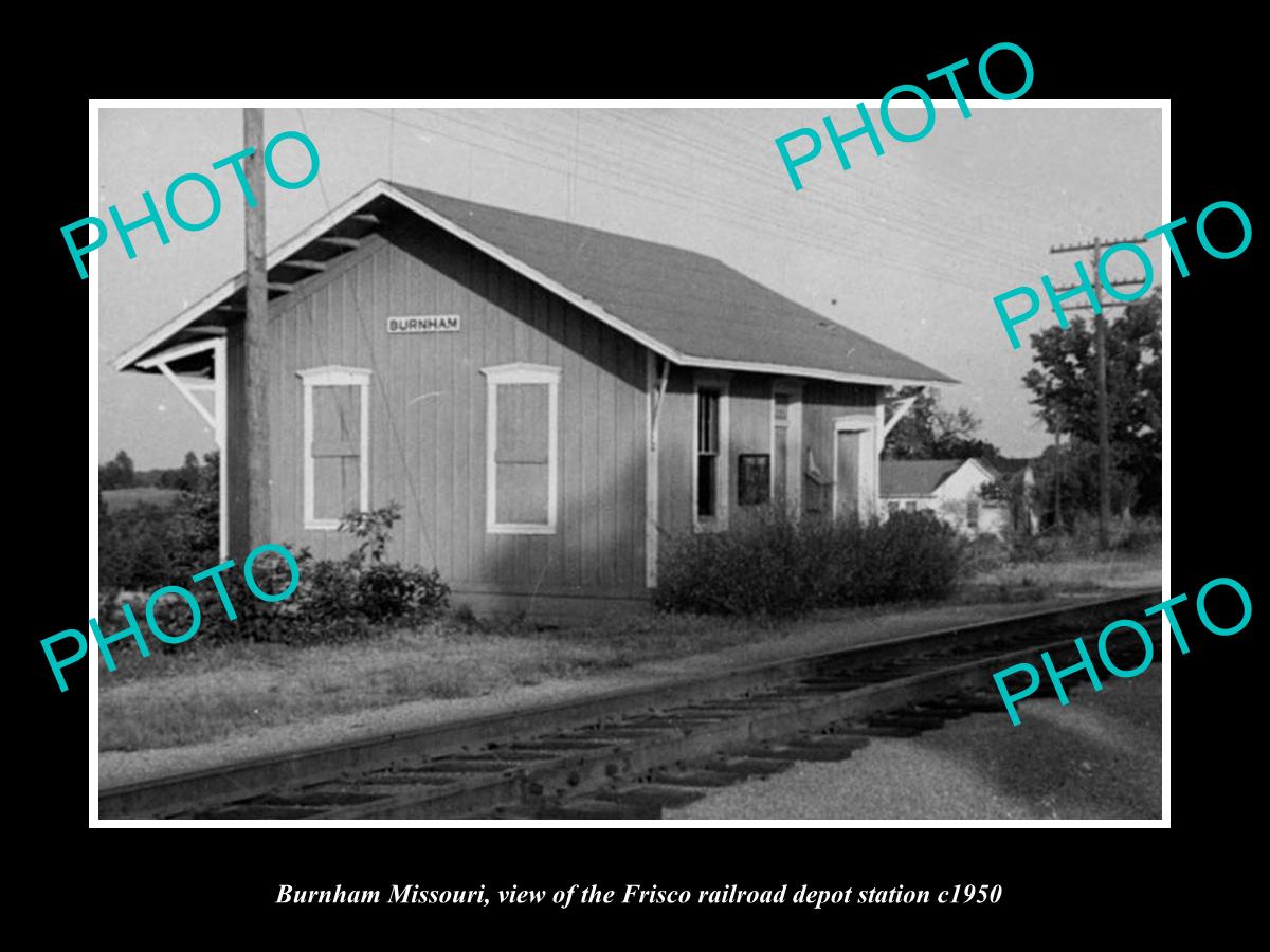 OLD LARGE HISTORIC PHOTO OF BURNHAM MISSOURI, THE FRISCO RAILROAD DEPOT c1950