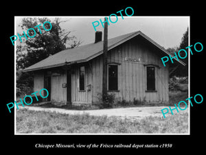 OLD LARGE HISTORIC PHOTO OF CHICOPEE MISSOURI, THE FRISCO RAILROAD DEPOT c1950