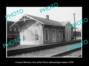 OLD LARGE HISTORIC PHOTO OF CONWAY MISSOURI, THE FRISCO RAILROAD DEPOT c1950