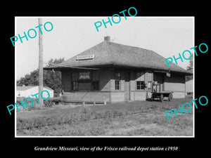 OLD LARGE HISTORIC PHOTO OF GRANDVIEW MISSOURI, THE FRISCO RAILROAD DEPOT c1950