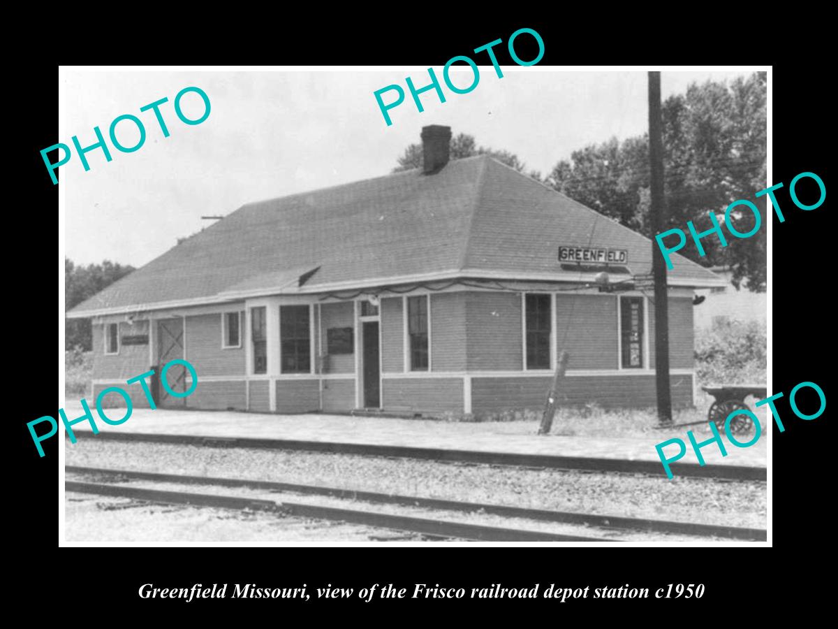 OLD LARGE HISTORIC PHOTO OF GREENFIELD MISSOURI, THE FRISCO RAILROAD DEPOT c1950