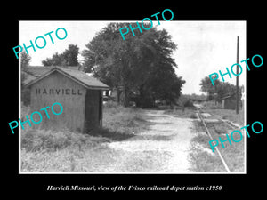 OLD LARGE HISTORIC PHOTO OF HARVIELL MISSOURI, THE FRISCO RAILROAD DEPOT c1950