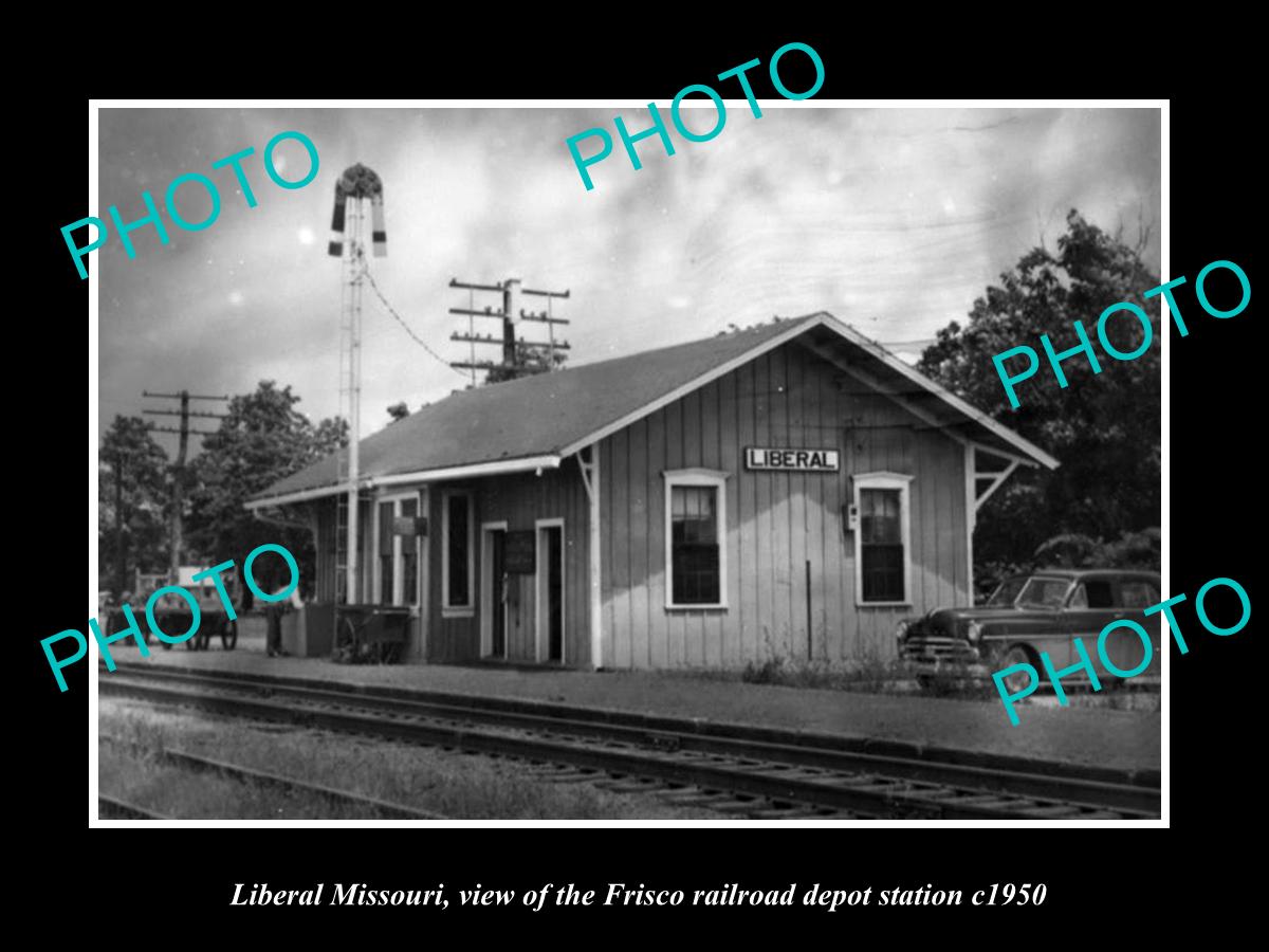 OLD LARGE HISTORIC PHOTO OF LIBERAL MISSOURI, THE FRISCO RAILROAD DEPOT c1950