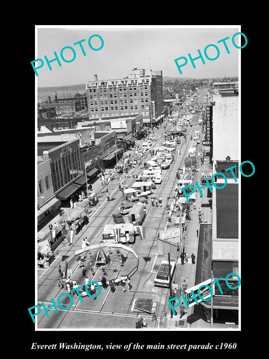 OLD LARGE HISTORIC PHOTO OF EVERETT WASHINGTON, THE MAIN STREET PARADE c1960