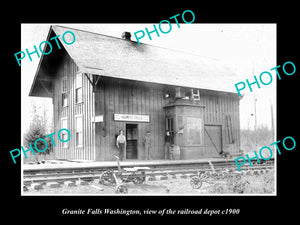 OLD LARGE HISTORIC PHOTO OF GRANITE FALLS WASHINGTON, THE RAILROAD DEPOT c1900