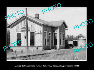 OLD LARGE HISTORIC PHOTO OF LOWRY CITY MISSOURI, THE FRISCO RAILROAD DEPOT c1950