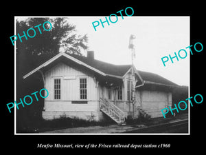 OLD LARGE HISTORIC PHOTO OF MENFRO MISSOURI, THE FRISCO RAILROAD STATION c1960