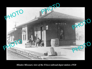 OLD LARGE HISTORIC PHOTO OF MINDEN MISSOURI, THE FRISCO RAILROAD STATION c1920