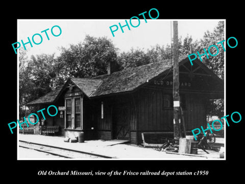 OLD LARGE HISTORIC PHOTO OF OLD ORCHARD MISSOURI, FRISCO RAILROAD STATION c1950