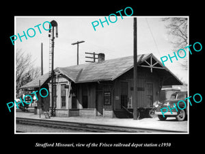 OLD LARGE HISTORIC PHOTO OF STRAFFORD MISSOURI, THE FRISCO RAILROAD STATION 1950