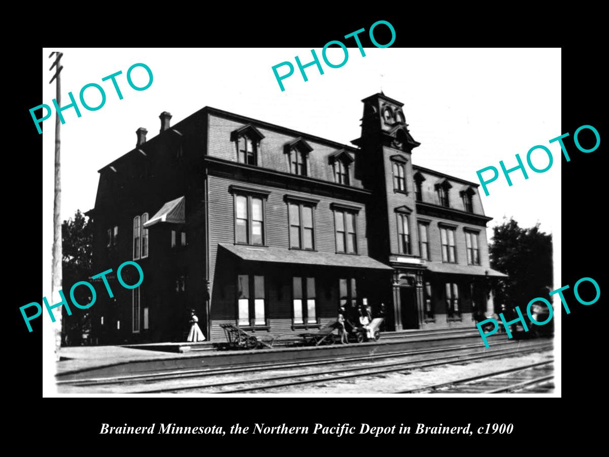 OLD LARGE HISTORIC PHOTO BRAINERD MINNESOTA, THE N/P RAILROAD DEPOT STATION 1900