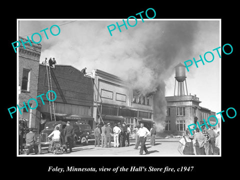 OLD LARGE HISTORIC PHOTO FOLEY MINNESOTA, VIEW OF THE HALLS STORE FIRE c1947