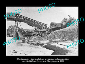 OLD LARGE HISTORIC PHOTO OF MARYBOROUGH VICTORIA, THE RAILWAY CRASH c1909