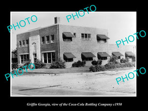 OLD LARGE HISTORIC PHOTO OF GRIFFIN GEORGIA, THE COCA COLA BOTTLING Co c1950