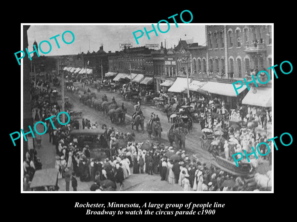 OLD LARGE HISTORIC PHOTO ROCHESTER MINNESOTA, THE ELEPHANT CIRCUS PARADE c1900