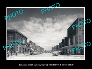 OLD LARGE HISTORIC PHOTO OF YANKTON SOUTH DAKOTA, THE MAIN ST & STORES c1940 2