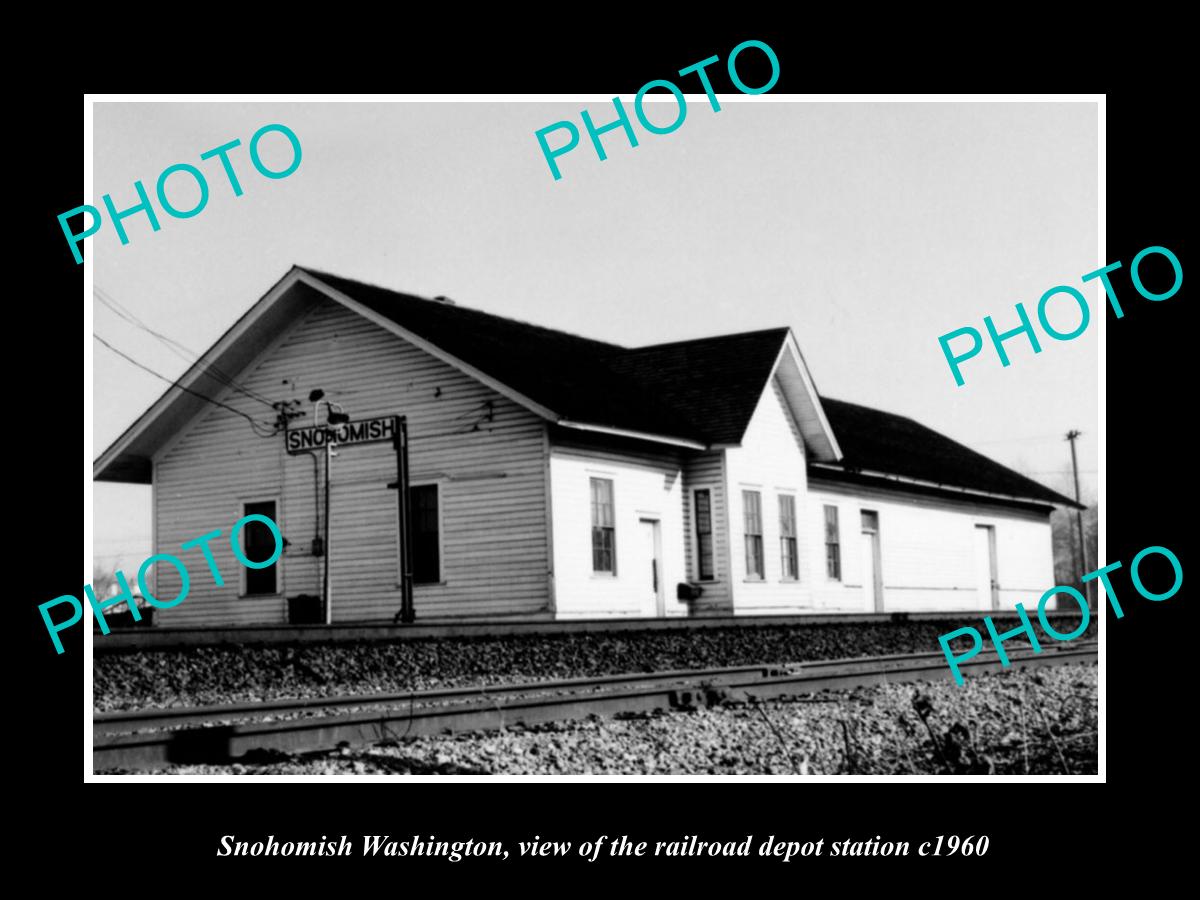 OLD LARGE HISTORIC PHOTO OF SNOHOMISH WASHINGTON, THE RAILROAD DEPOT c1960