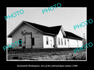 OLD LARGE HISTORIC PHOTO OF SNOHOMISH WASHINGTON, THE RAILROAD DEPOT c1960