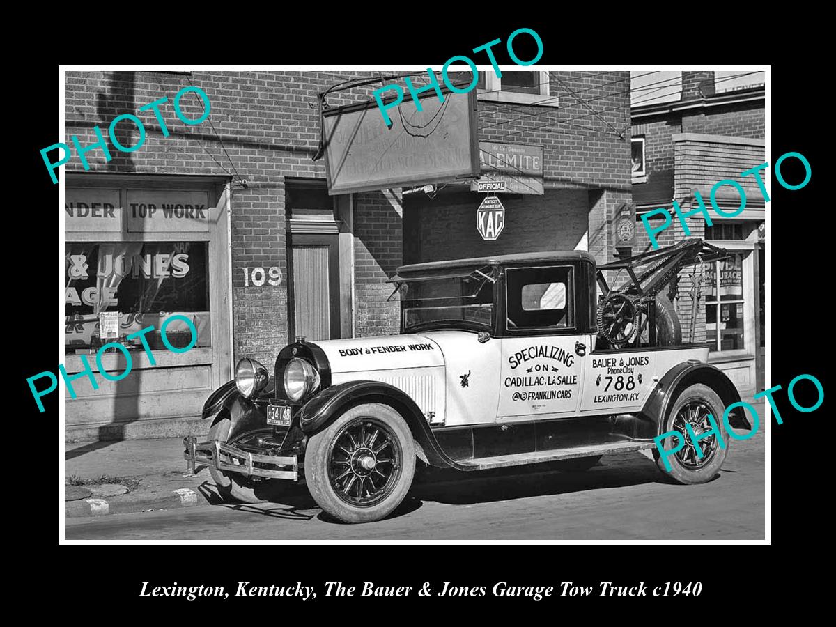 OLD LARGE HISTORIC PHOTO LEXINGTON KENTUCKY, THE BAUER & JONES TOW TRUCK c1940